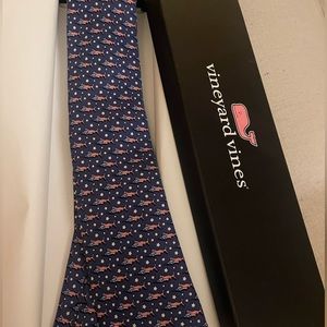 Vineyard Vines Fathers Day Fishing Pattern 100 Silk Tie GWP 2017 Navy